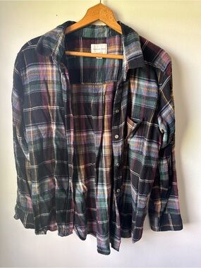 American Eagle Outfitters Black Multi Plaid Button-Down Shirt